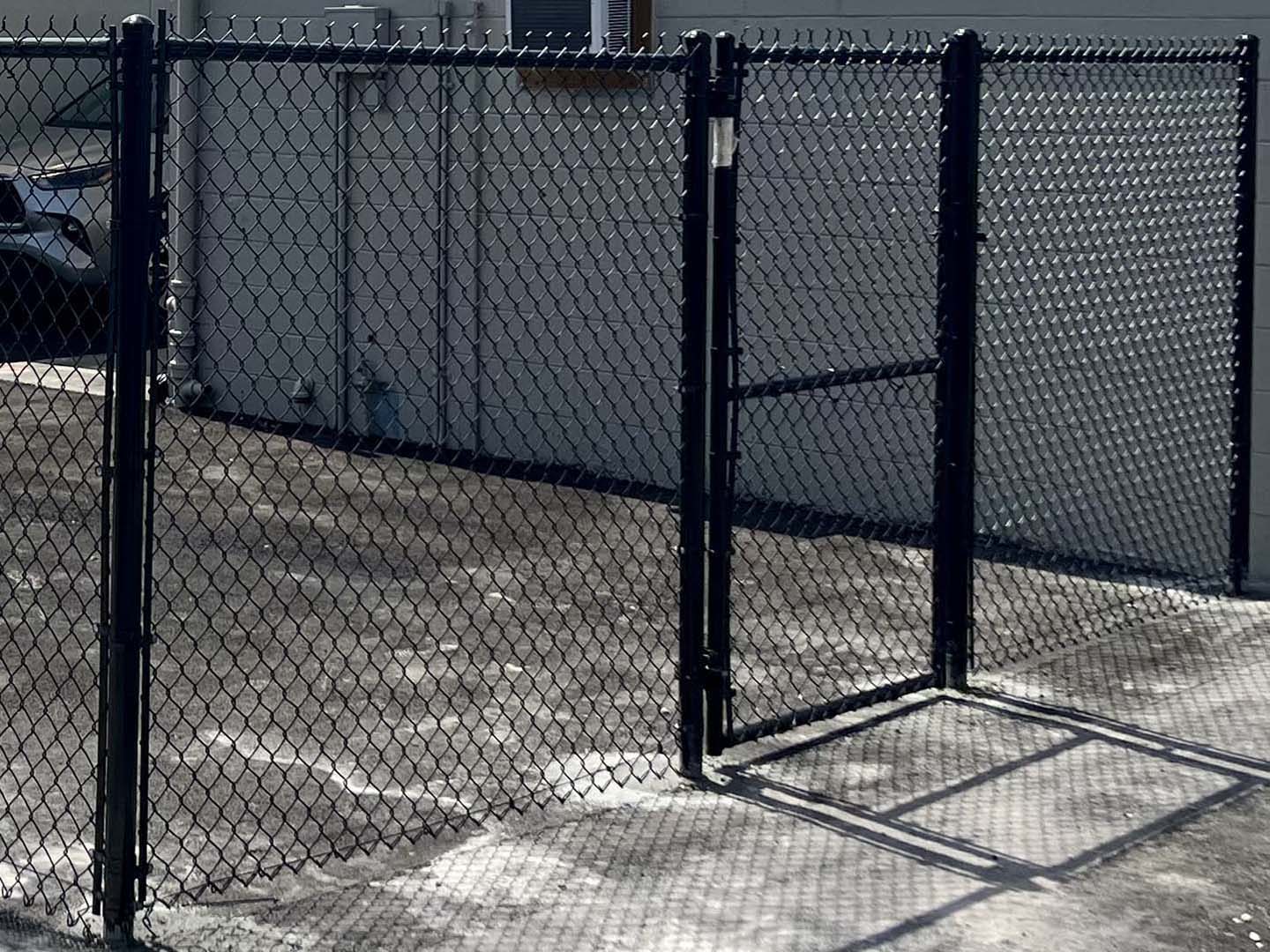 Chain Link fence contractor in the Tampa Florida area.