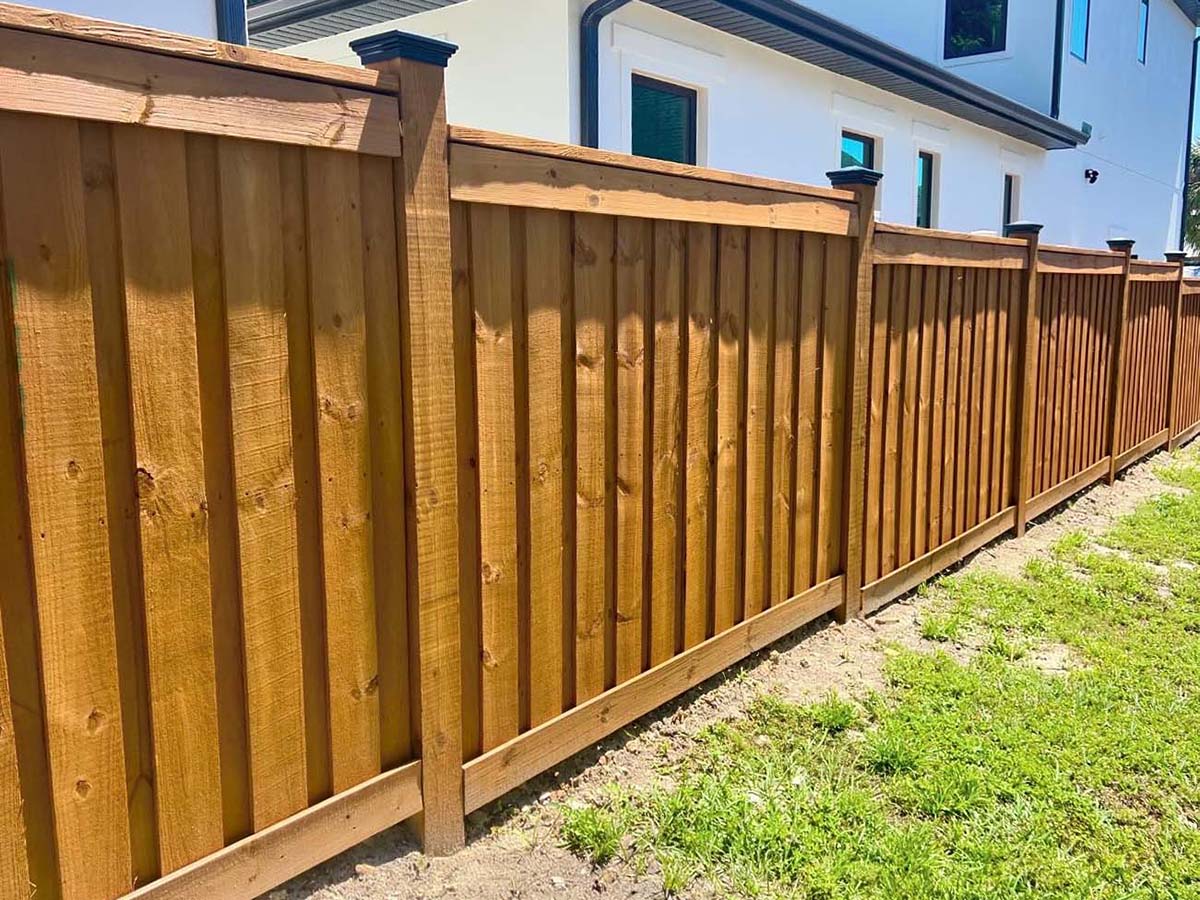 Photo of a Tampa FL wood fence